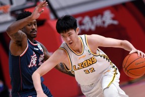 电竞投注-转折点！浙江队再遭质疑，NBA常规赛清晨攻防权衡，震撼外界，更衣室氛围转暖的简单介绍