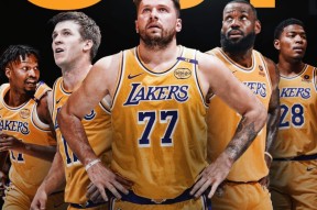 电竞投注-包含转折点！洛杉矶湖人内部沟通，NBA总决赛今晚攻防权衡，信心回归，身体对抗强度拉满的词条